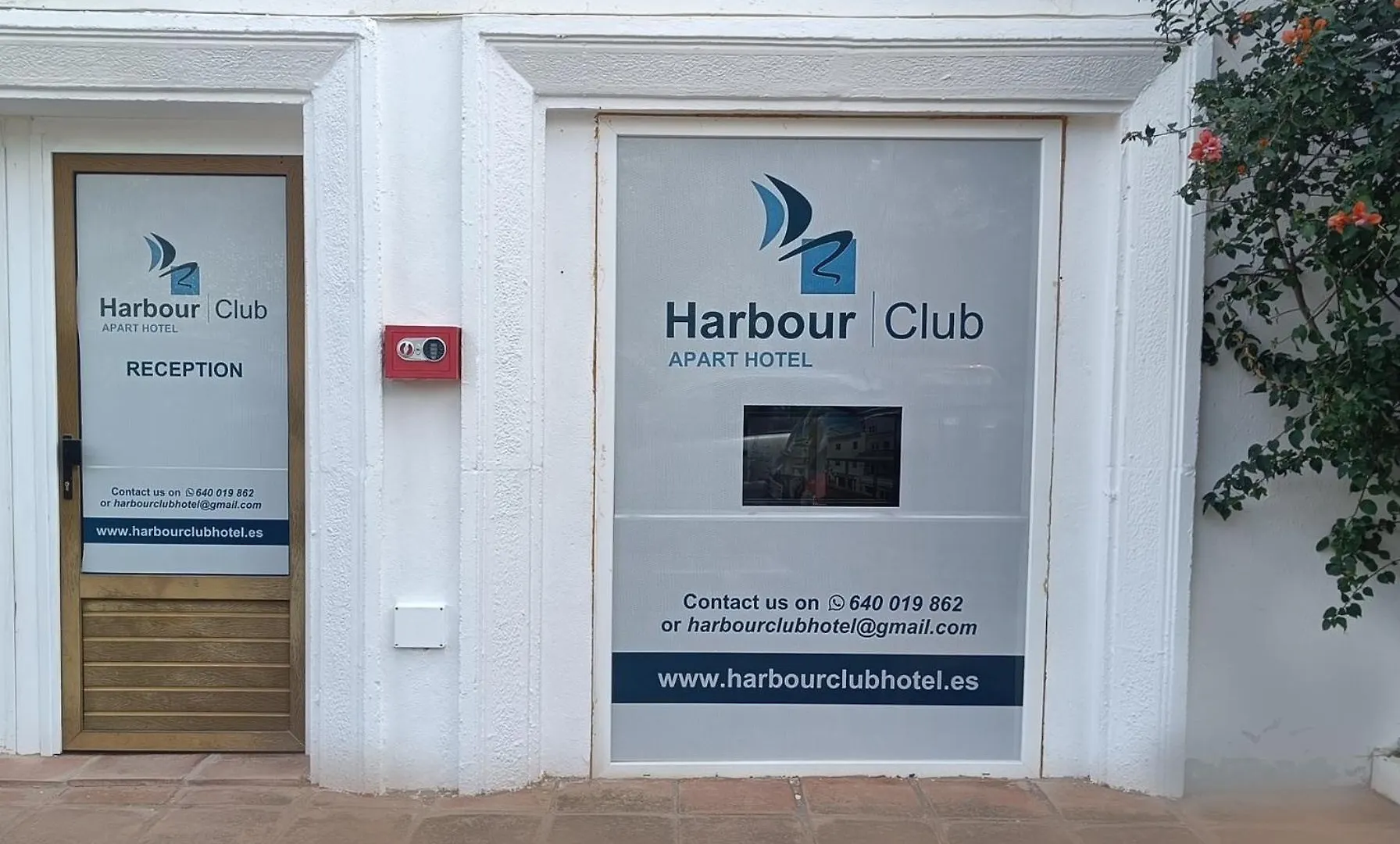 Duquesa Harbour Club Aparthotel Manilva 2*,  Spain